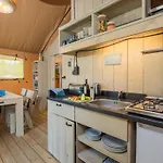Camping Saint-Sozy Feriested Saint-Sozy