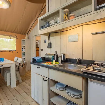 Camping Saint-Sozy منتجع Saint-Sozy