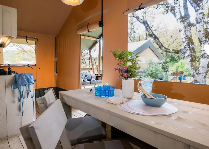 Camping Saint-Sozy * Saint-Sozy