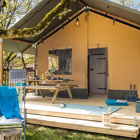 Camping Saint-Sozy Üdülőközpont *