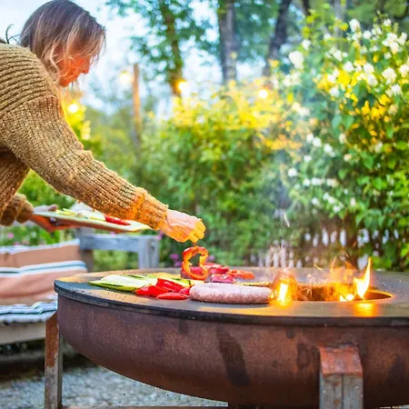 Camping Saint-Sozy אתר נופש Saint-Sozy